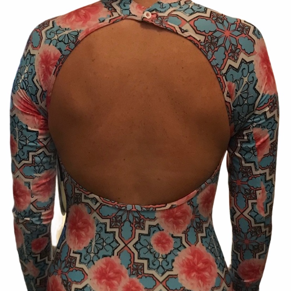 Remoline Long Sleeve Open Back RipSuits - Picture 6 of 6